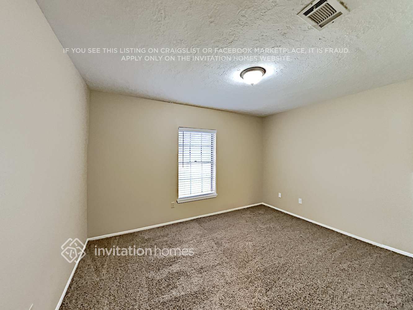 Building Photo - 16430 Forest Bend Ave