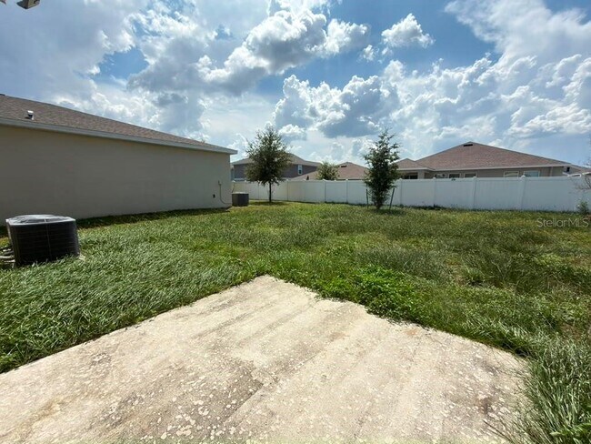 Building Photo - 1062 John Jacob Rd