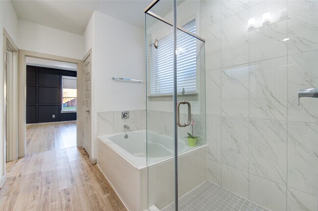 Building Photo - 3223 Cripple Creek Dr