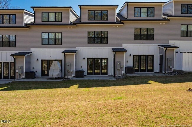 Building Photo - 5709 Parker Pnes Ct