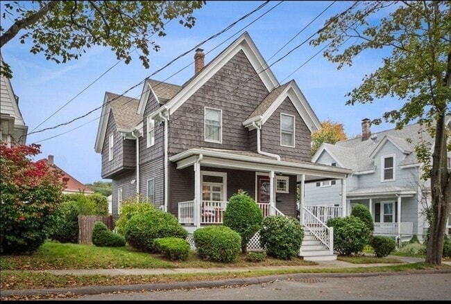 Primary Photo - 12 Endicott St