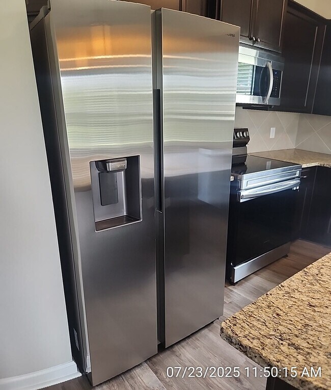 Building Photo - 64 Sunflower Cir NE