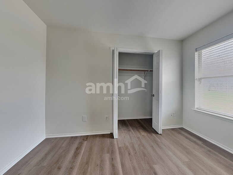 Building Photo - 7103 George Finger Rd