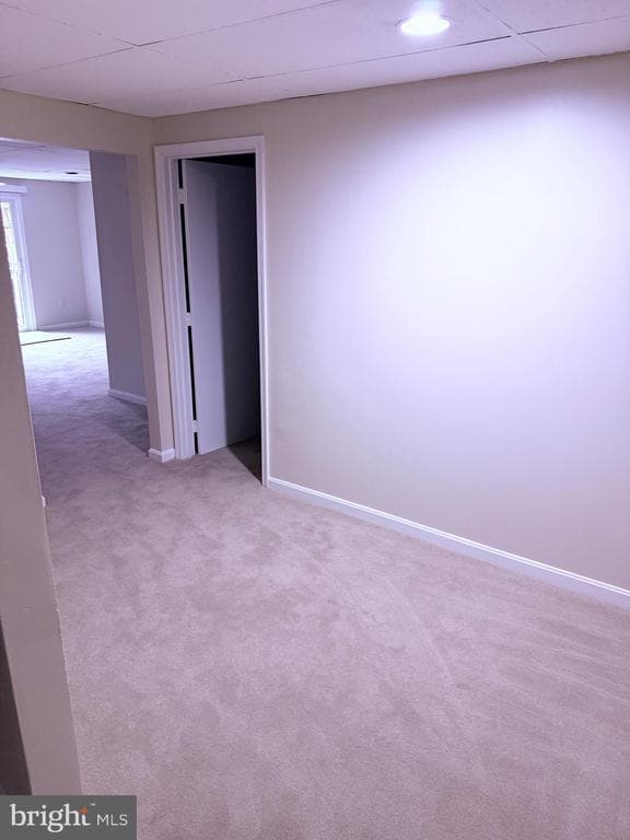 Building Photo - 8625 Point of Woods Dr