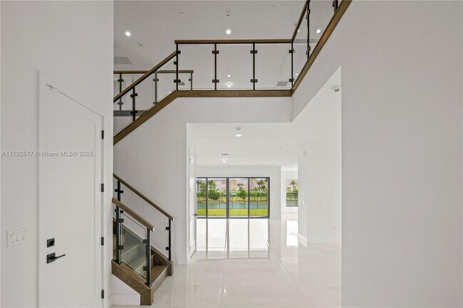 Building Photo - 12865 Wingspan Ct