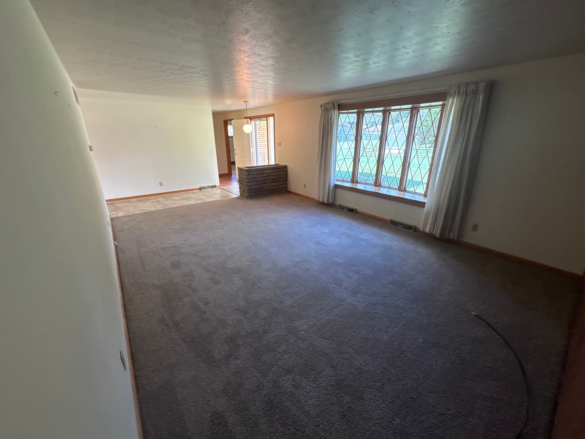 Building Photo - 2317 Miller Ave