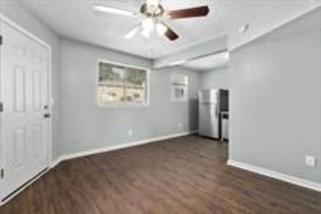 Building Photo - 4829 NW Homestead Terrace