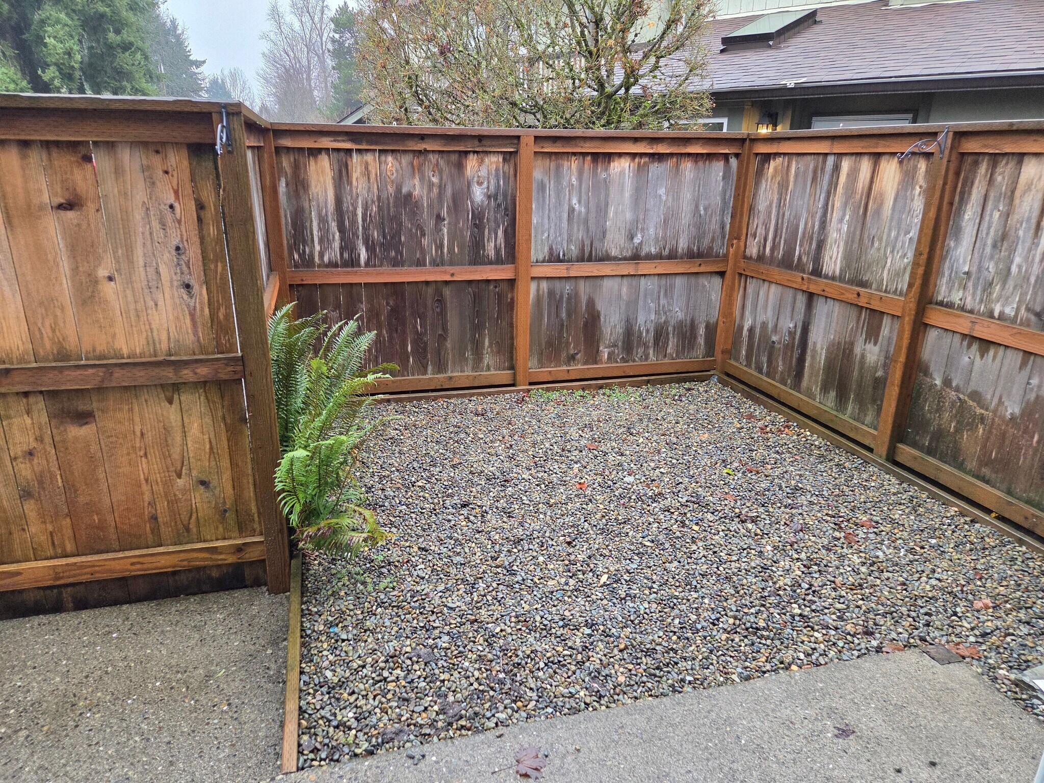 Building Photo - 220 Israel Rd SW