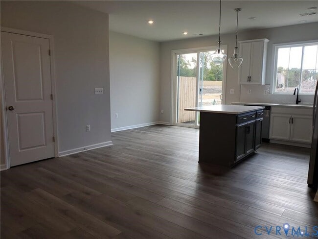 Building Photo - 547 McCormick Farm Pl