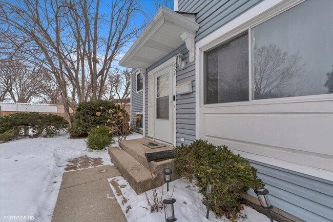 Building Photo - 854 Cambridge Pl