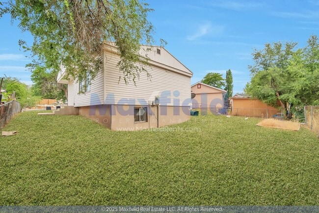 Building Photo - Sandy - 3BD - 1 BTH 1 Carport - Salt Lake ...