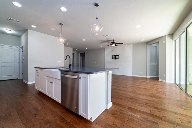Building Photo - 109 Roseheath Ln