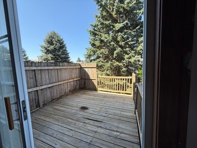 Building Photo - 2 Bedroom, 1 Bath Condo in Blacklick