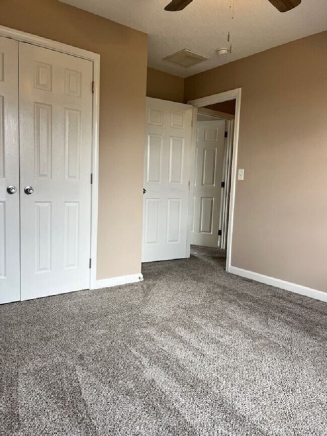 Building Photo - 156 Madison Rae Blvd