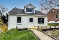 Building Photo - Available Now! Newly Renovated 3 Bedroom, ...