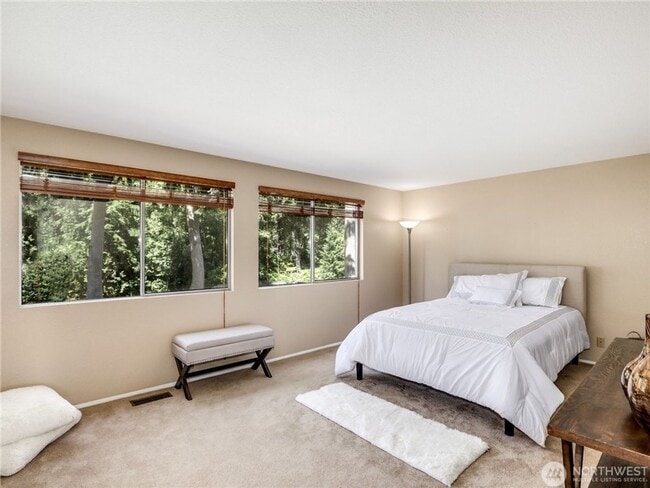 Building Photo - 3bd/2.5ba Woodinville House