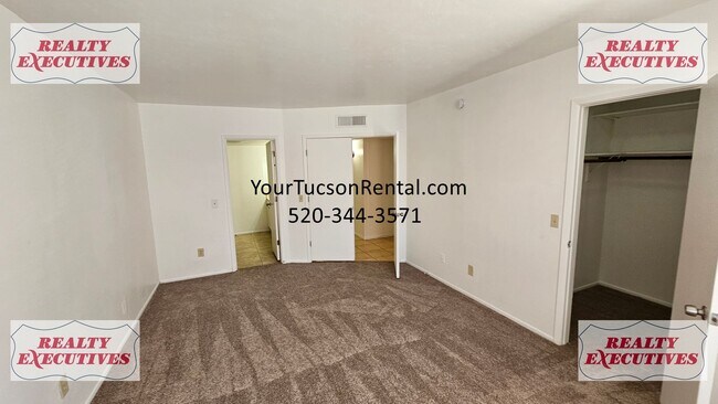 Building Photo - Downstairs - 3 Bedrooms and 2 baths with all appliances in Midvale Park