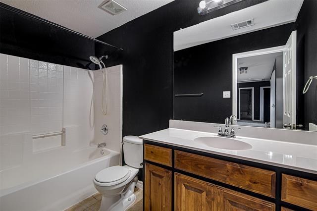 Building Photo - 6100 Perch Dr