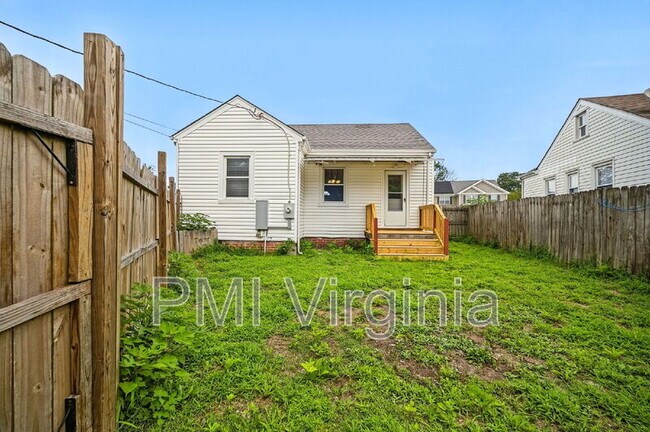 Building Photo - 6459 Clare Rd