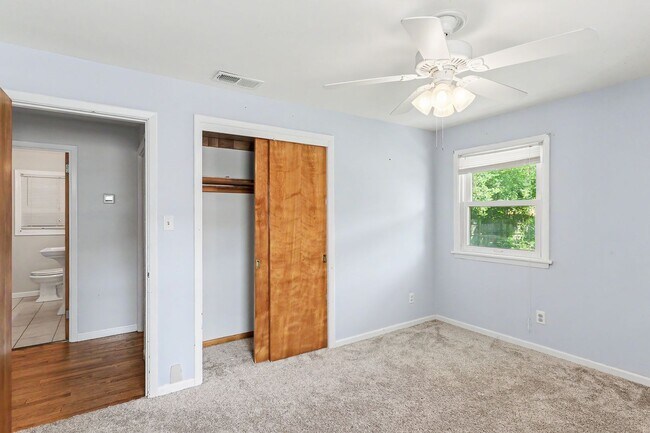 Building Photo - Three bedroom, two bath single family home in Camp Hill