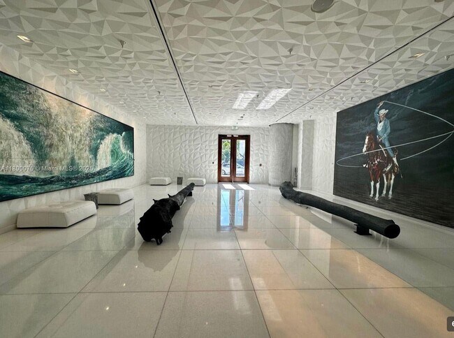 Building Photo - 1300 S Miami Ave