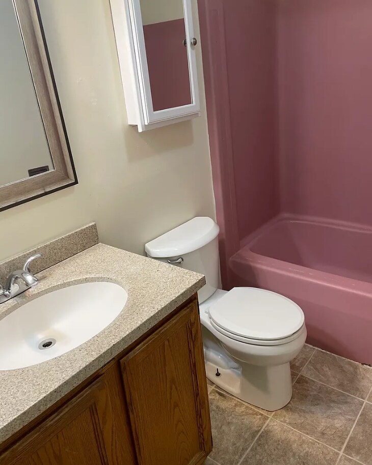 Building Photo - 826 State St