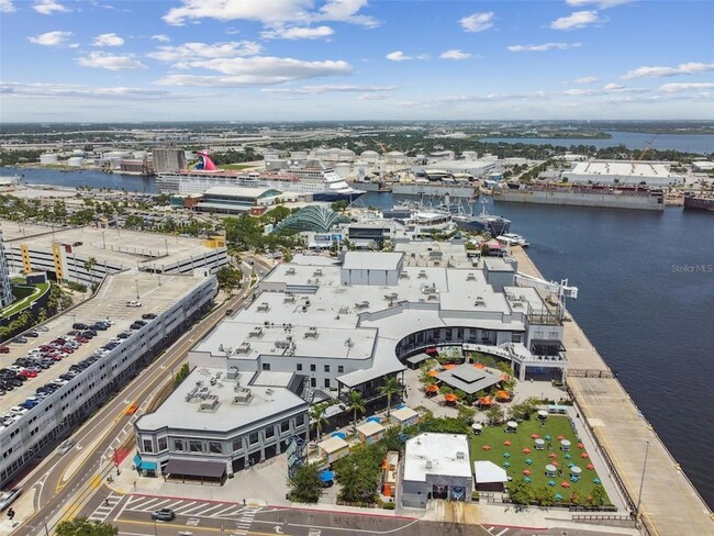 Building Photo - 318 E Patterson St