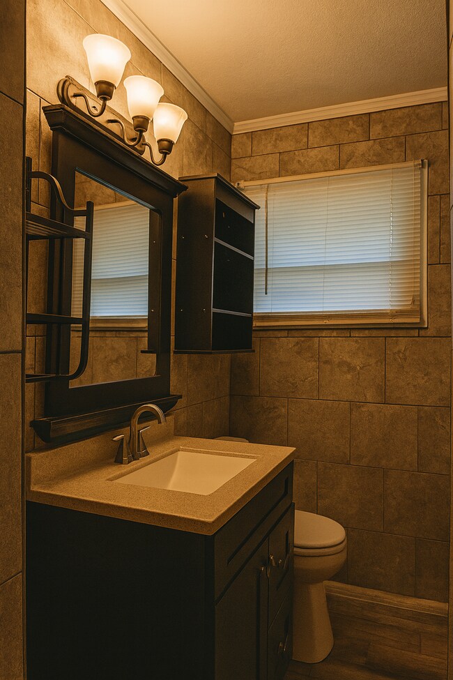 Building Photo - 4220 Elkan Ave