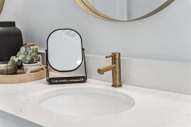 Building Photo - 534 Wishbone Ln