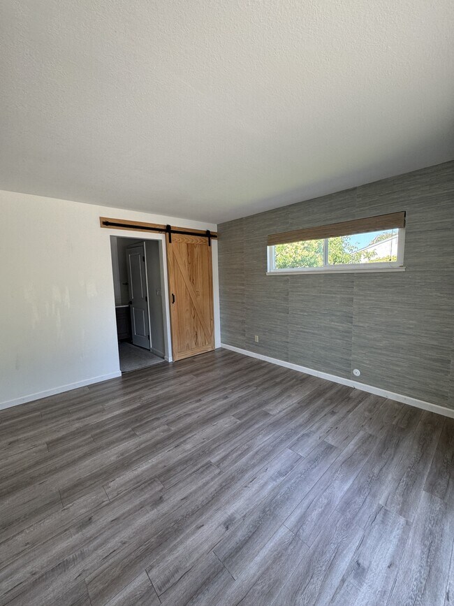 Building Photo - 22 Leland Dr