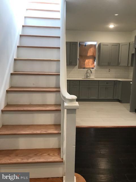 Building Photo - 1600 Rowan St