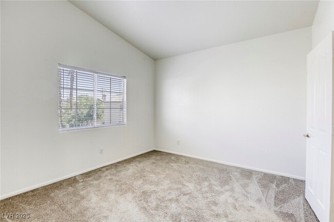 Building Photo - 8301 Boseck Dr