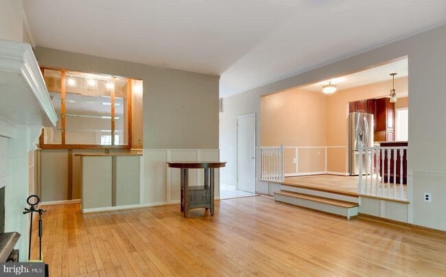 Building Photo - 7801 Cliffside Ct