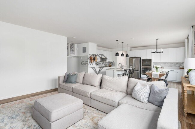 Building Photo - 7812 Bexley Ln