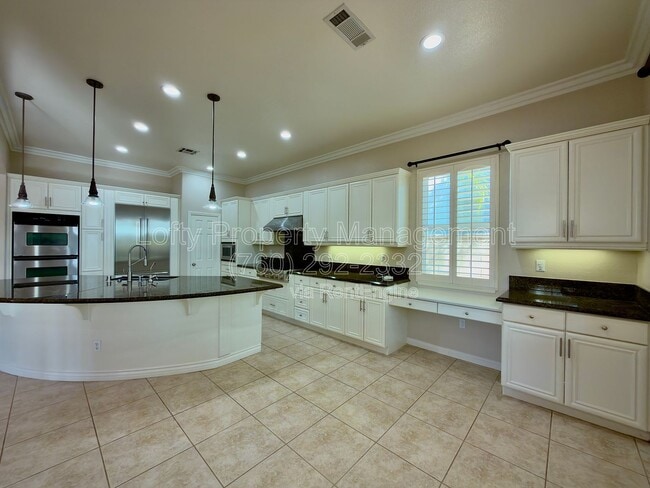 Building Photo - 13073 Dressage Ln