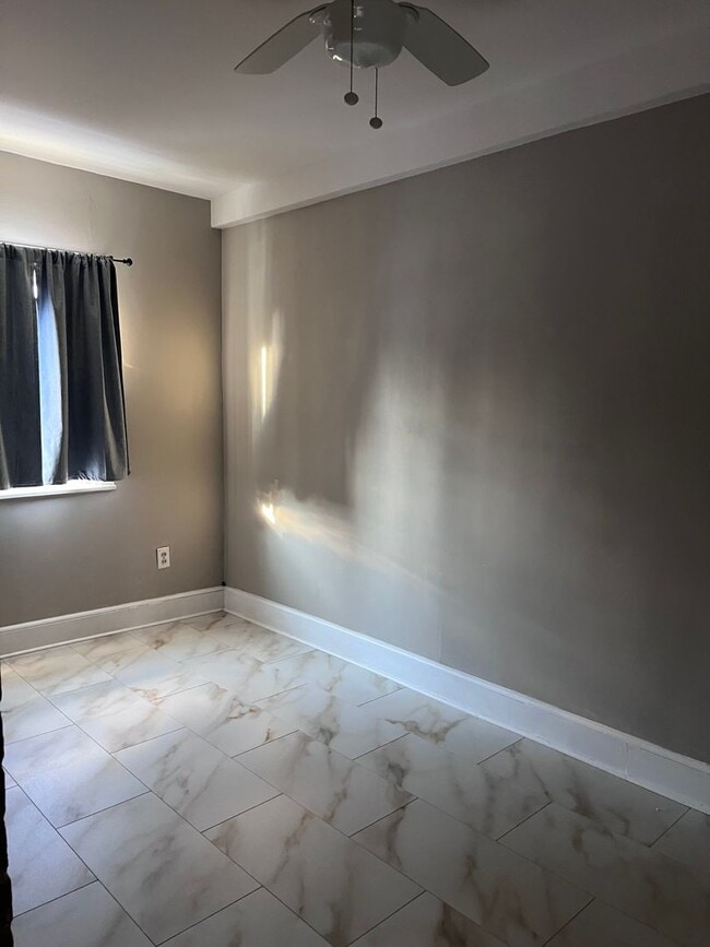 Building Photo - 4513 Arabia Ave