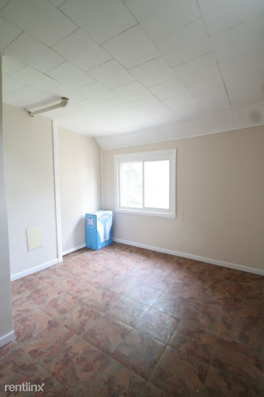 Building Photo - 3 br, 1 bath House - 840 5th Ave SE