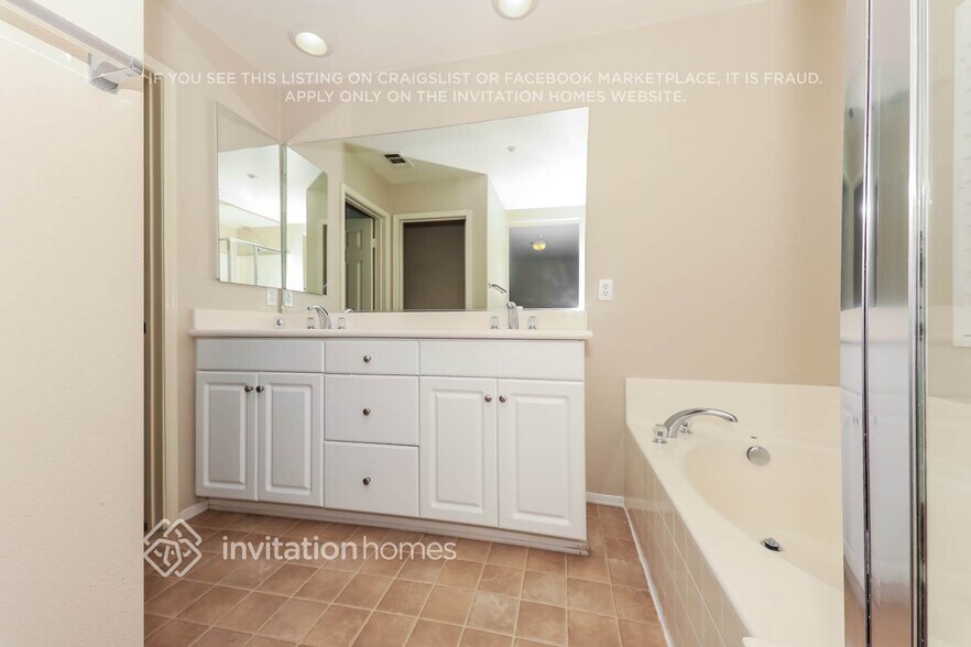 Building Photo - 33540 Willow Haven Ln