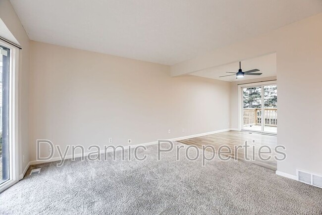 Building Photo - 7926 Primrose Ct