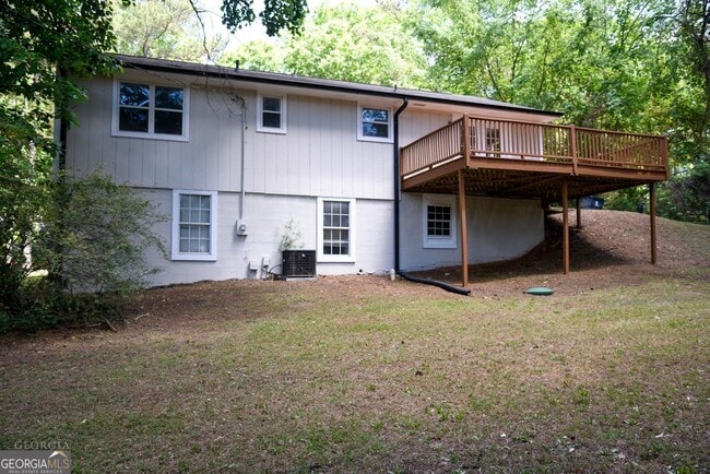 Building Photo - 117 Neal Ave