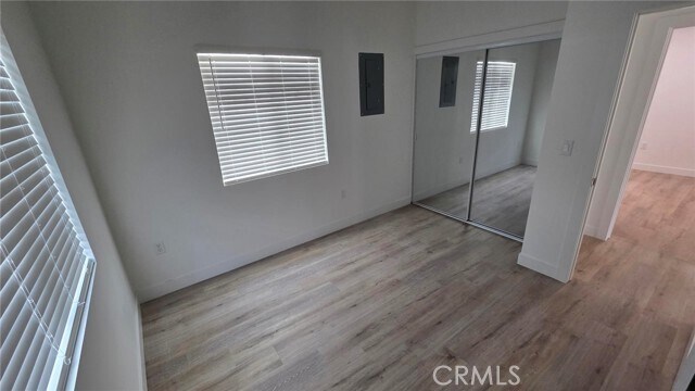 Building Photo - 988 El Camino Dr