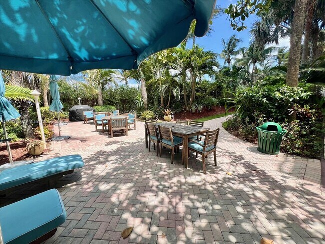 Building Photo - 1500 Ocean Dr