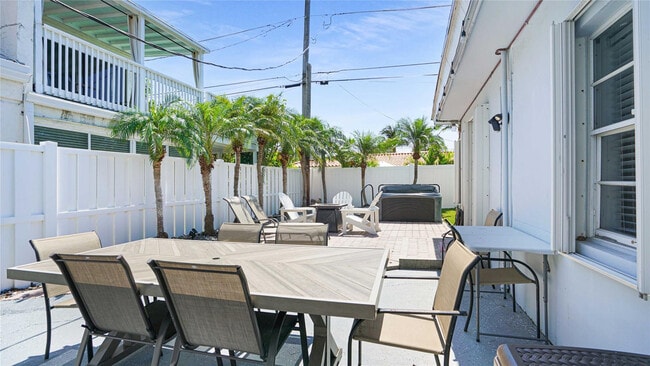 Building Photo - 2716 N Ocean Blvd