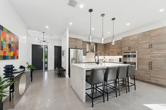 Building Photo - 3088 Gin Berry Way