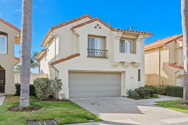 Building Photo - 5743 Caminito Empresa