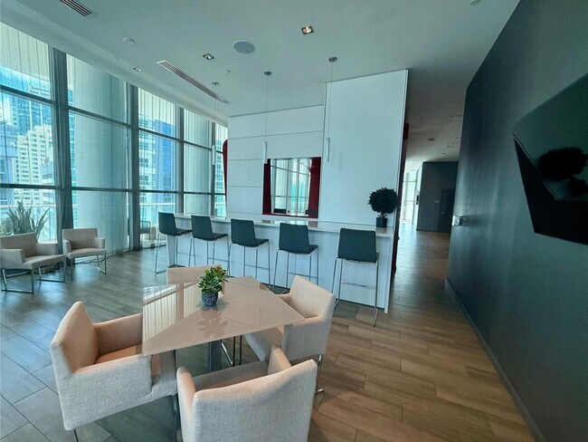Building Photo - 1100 S Miami Ave
