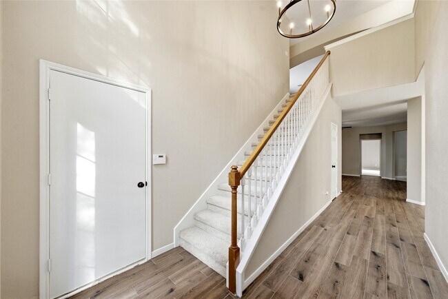 Building Photo - 3711 Slocom Dr