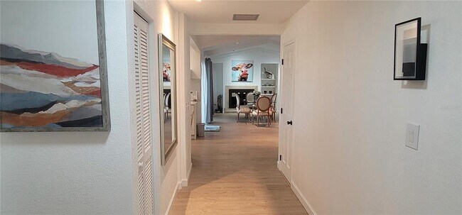 Building Photo - 3631 Avenida Madera