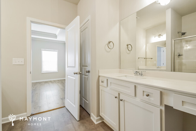 Building Photo - Beautiful 3 Bedroom at Emery Place