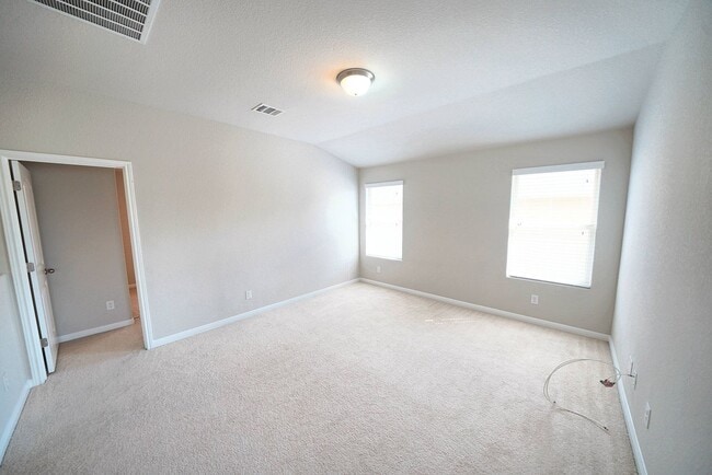 Building Photo - Beautiful Rental in Converse! Realtor Comm...